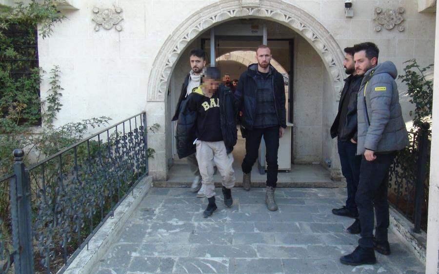 Adıyaman’da sokakta oynarken kaçırıldı! 4 yaşındaki kız çocuğu Şanlıurfa’da bulundu Adıyaman’da sokakta oynarken kaçırıldı! 4 yaşındaki kız çocuğu Şanlıurfa’da bulundu