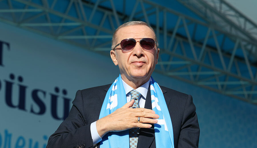 Cumhurbaşkanı Erdoğan'dan Miçotakis'e sert tepki: Yanlış yaparsan çılgın Türkler yürür Cumhurbaşkanı Erdoğan'dan Miçotakis'e sert tepki: Yanlış yaparsan çılgın Türkler yürür