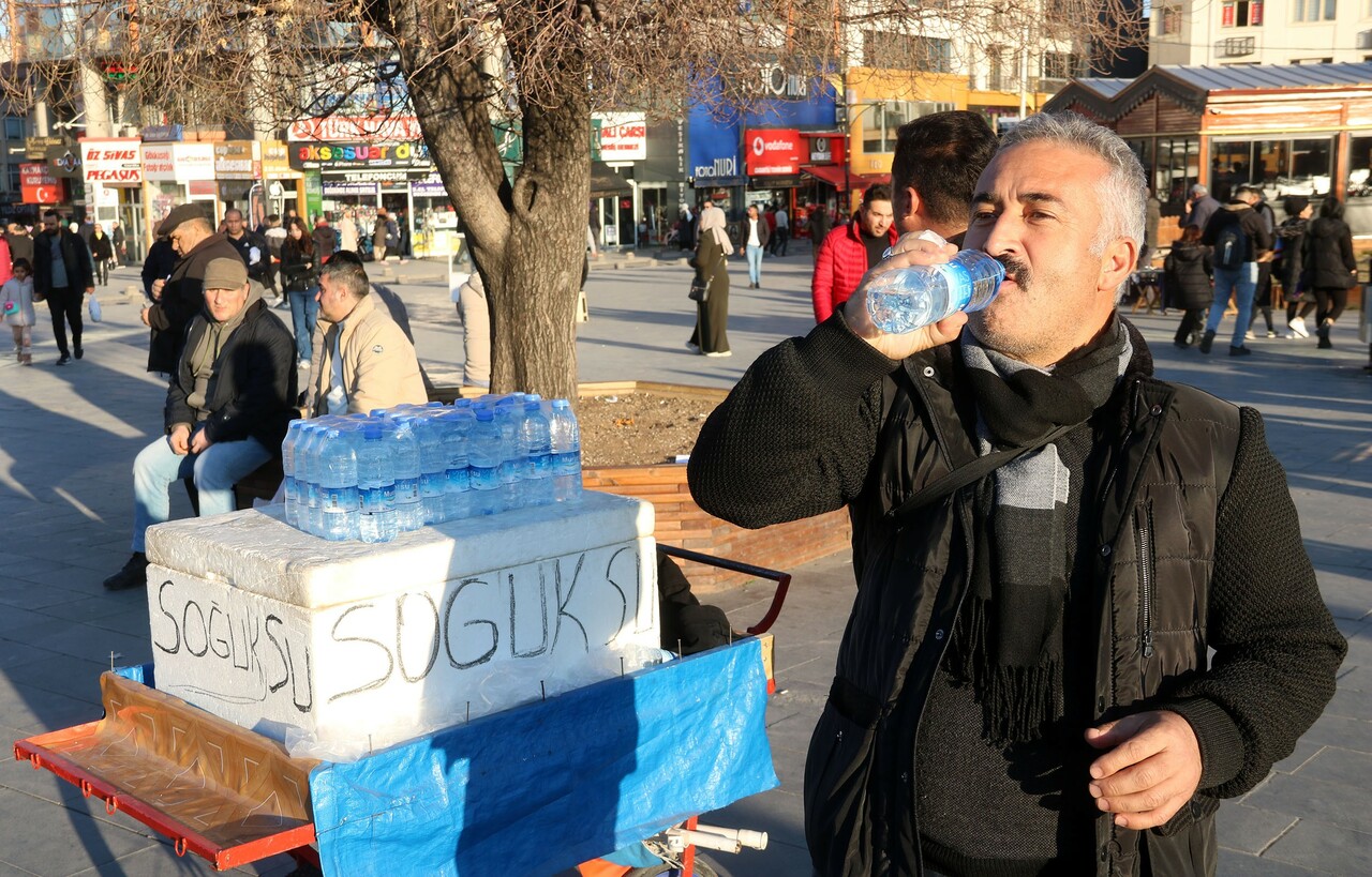 Dondurucu soğuğu ile ünlü şehir 93 yılın en sıcak ocak ayını yaşıyor Dondurucu soğuğu ile ünlü şehir 93 yılın en sıcak ocak ayını yaşıyor