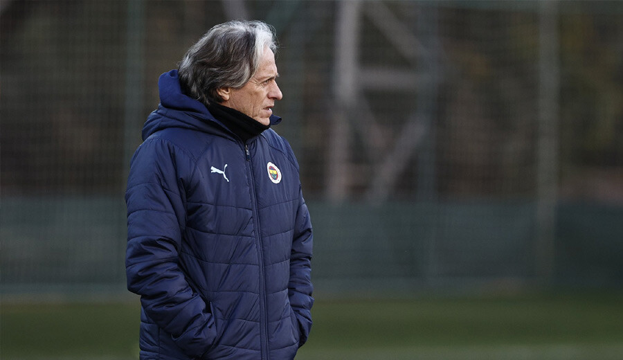 Ümraniyespor - Fenerbahçe maçına Fenerbahçe logolu Passolig sahiplerinin alınmayacak Ümraniyespor - Fenerbahçe maçına Fenerbahçe logolu Passolig sahiplerinin alınmayacak