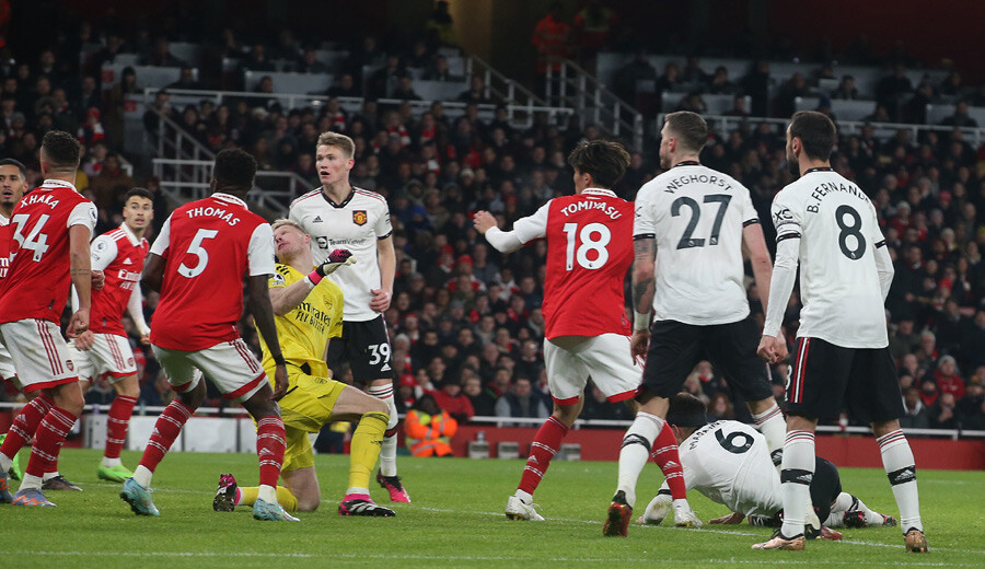 Arsenal - Manchester United (3-2 Özet) Premier League'de şampiyonluk alameti gibi gol! Arsenal - Manchester United (3-2 Özet) Premier League'de şampiyonluk alameti gibi gol!