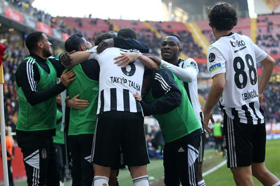 Son dakika: Beşiktaş, deplasmanda Kayserispor'u rahat geçti Son dakika: Beşiktaş, deplasmanda Kayserispor'u rahat geçti