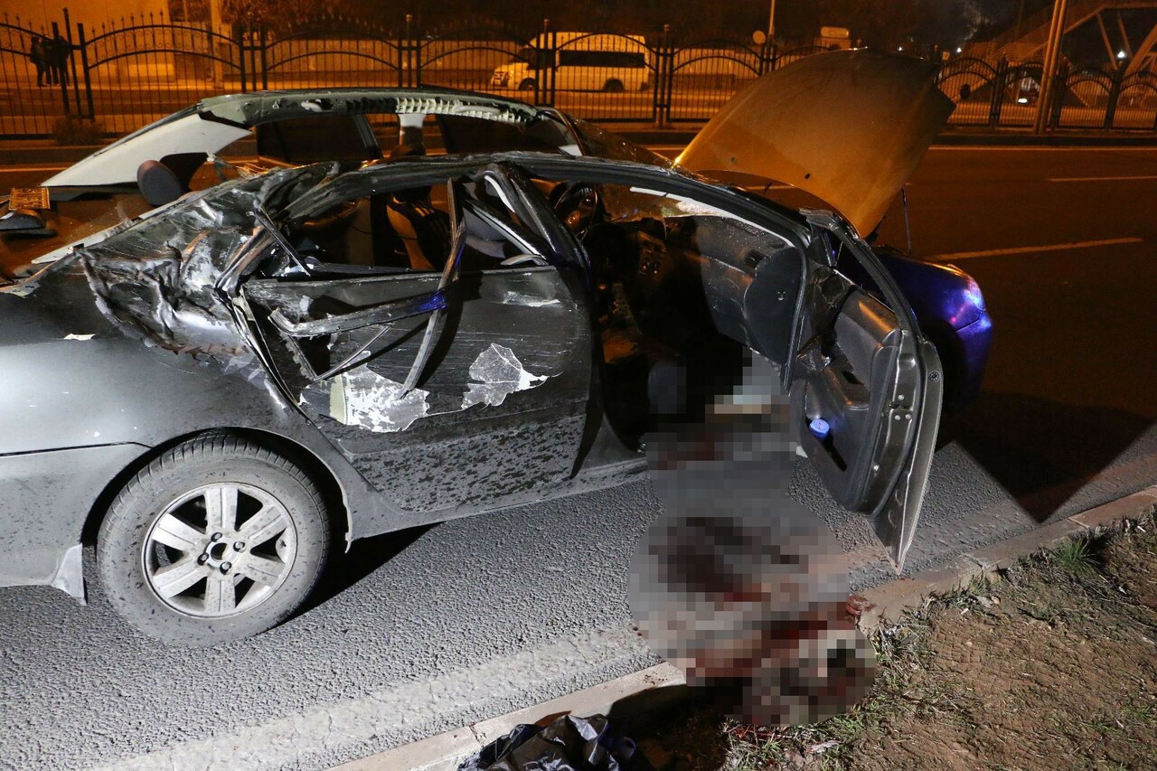 Diyarbakır’da korkunç kaza:1 şehit, 5 yaralı Diyarbakır’da korkunç kaza:1 şehit, 5 yaralı