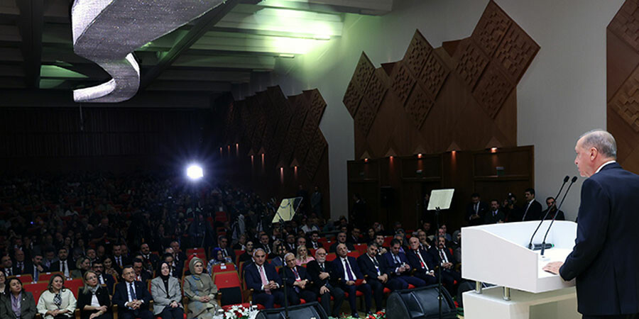Son dakika: Cumhurbaşkanı Erdoğan'dan Türk kültürü mesajı: İklimini tek tipleştiren mahalle baskısını reddediyoruz Son dakika: Cumhurbaşkanı Erdoğan'dan Türk kültürü mesajı: İklimini tek tipleştiren mahalle baskısını reddediyoruz