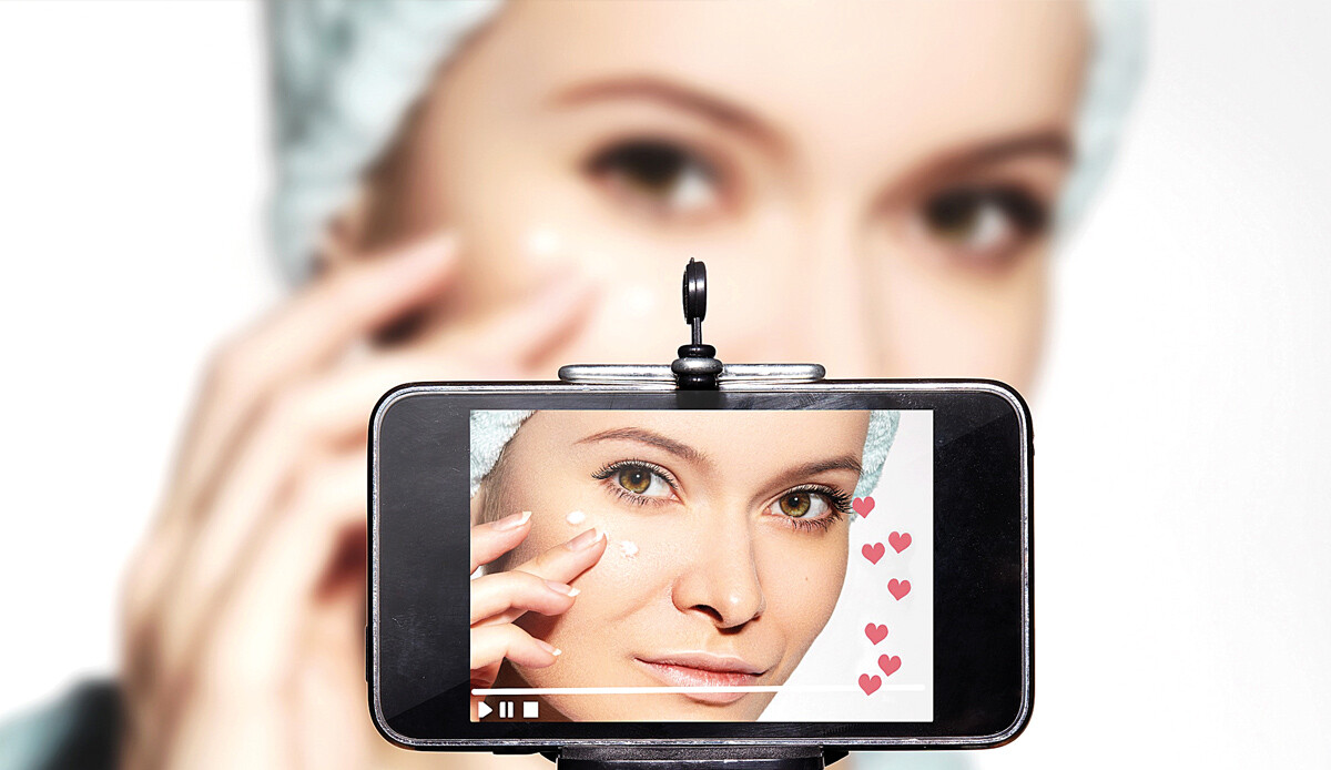 Estetik genelgesi tıp dünyasını ikiye böldü! Uzmanlar yeni yönetmelikte anlaşamadı Gençlerdeki güzellik takıntısı endişe veriyor! Estetik cerrahi yaşı 15'e  düştü | Türkiye Gazetesi