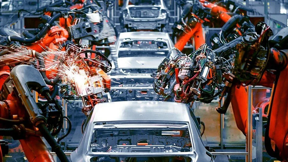 Ford, 3 bin 200 kişiyi işten çıkarmayı planlıyor Ford, 3 bin 200 kişiyi işten çıkarmayı planlıyor