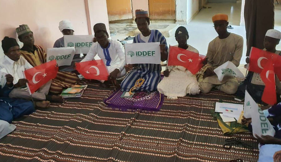 Kur'an yakılmasına karşı 40 ülkede Hatmi Şerifler okundu