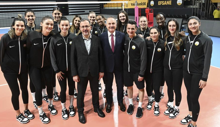 Mehmet Muharrem Kasapoğlu: Türkiye'de spora erişimin herkes için ne kadar mümkün olduğunu gösteren bir tablo var Mehmet Muharrem Kasapoğlu: Türkiye'de spora erişimin herkes için ne kadar mümkün olduğunu gösteren bir tablo var