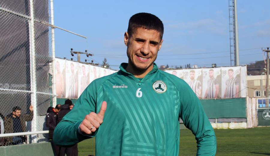 Hakan Keleş: Galatasaray maçında taraftarımıza 100. maçımda galibiyet armağan etmek istiyorum Hakan Keleş: Galatasaray maçında taraftarımıza 100. maçımda galibiyet armağan etmek istiyorum