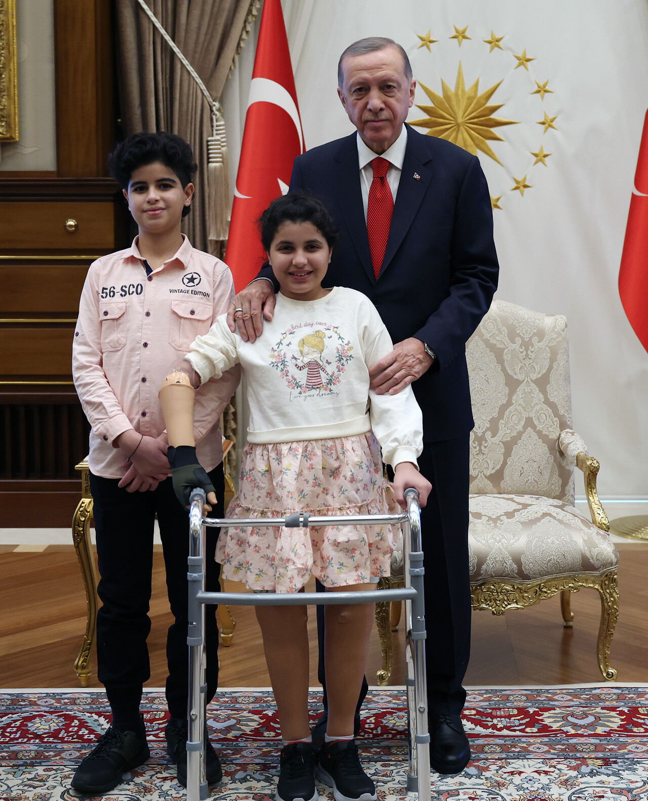 Cumhurbaşkanı Erdoğan'dan Beştepe'de diplomasi trafiği Cumhurbaşkanı Erdoğan'dan Beştepe'de diplomasi trafiği