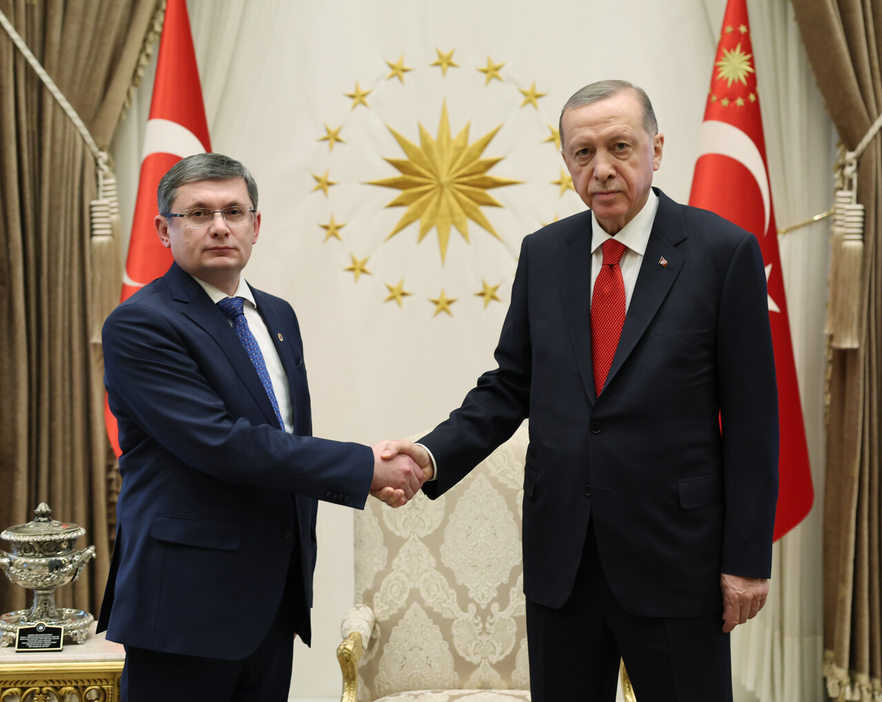 Cumhurbaşkanı Erdoğan'dan Beştepe'de diplomasi trafiği Cumhurbaşkanı Erdoğan'dan Beştepe'de diplomasi trafiği