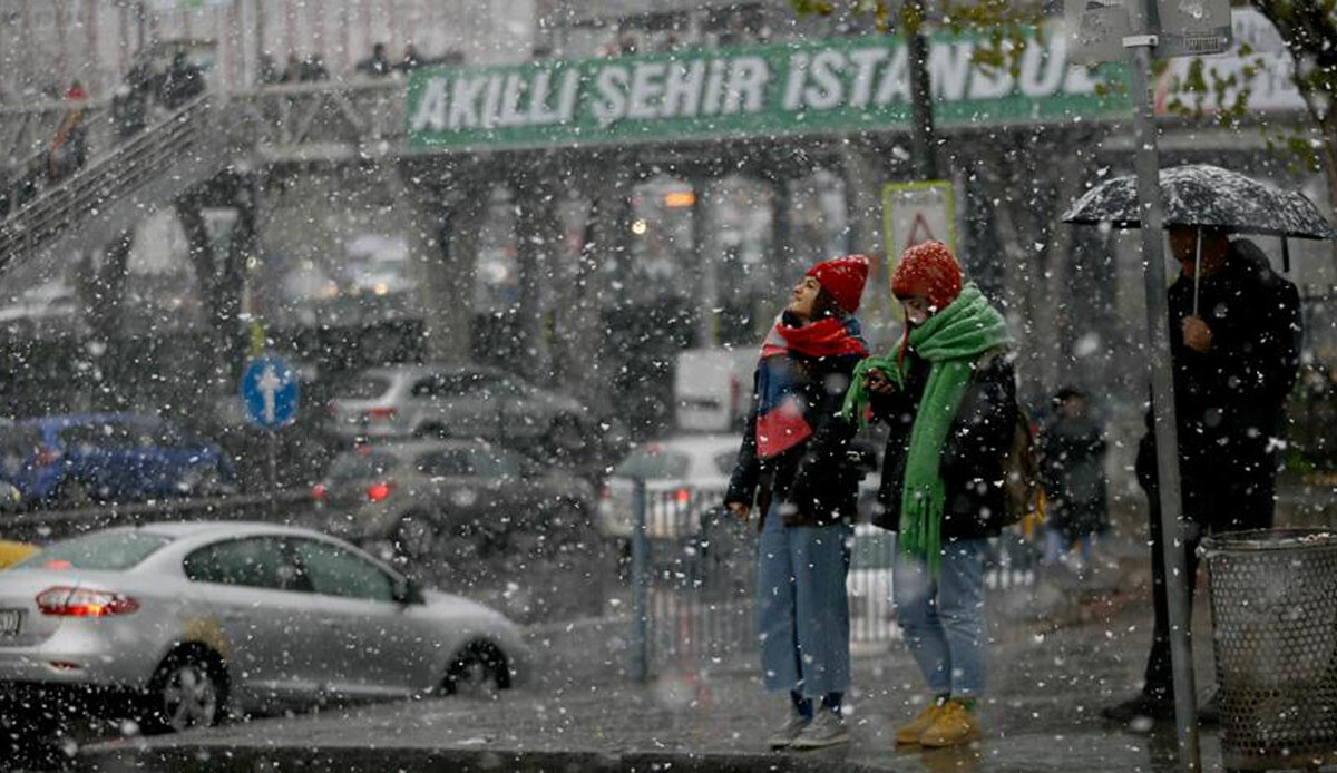 Meteoroloji uzmanı Kerem Ökten uyarmıştı: İstanbul'da beklenen kar başladı