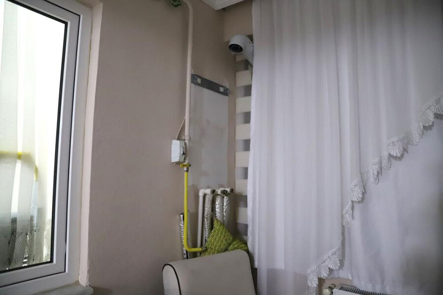 Hırsızlar girdiği binadaki 9 daireyi soyup kayıplara karıştı Hırsızlar girdiği binadaki 9 daireyi soyup kayıplara karıştı