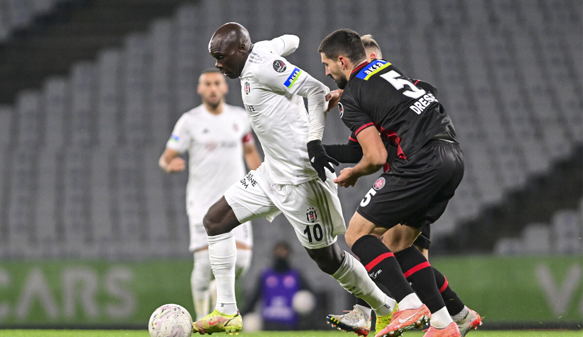 Şenol Güneş'ten Romain Saiss açıklaması