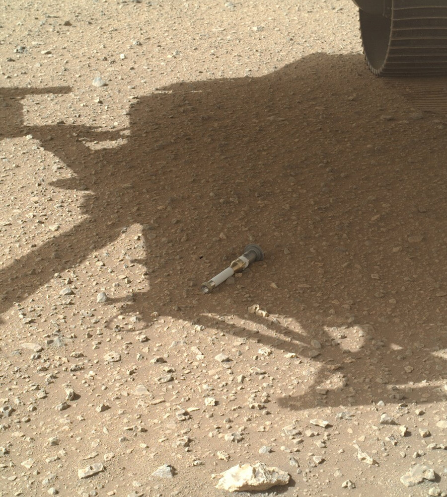 NASA'nın Mars keşif aracı Perseverance boş araziyi örnek deposu yaptı NASA'nın Mars keşif aracı Perseverance boş araziyi örnek deposu yaptı
