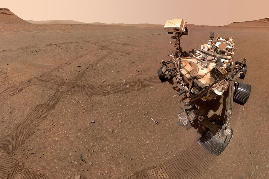 NASA'nın Mars keşif aracı Perseverance boş araziyi örnek deposu yaptı NASA'nın Mars keşif aracı Perseverance boş araziyi örnek deposu yaptı