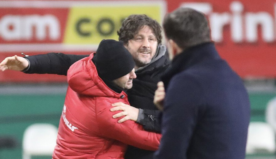 İstanbulspor Süper Lig'de kalır mı? Fatih Tekke: İşimiz kolay değil. Yarışacağımız takım sayısı belli İstanbulspor Süper Lig'de kalır mı? Fatih Tekke: İşimiz kolay değil. Yarışacağımız takım sayısı belli