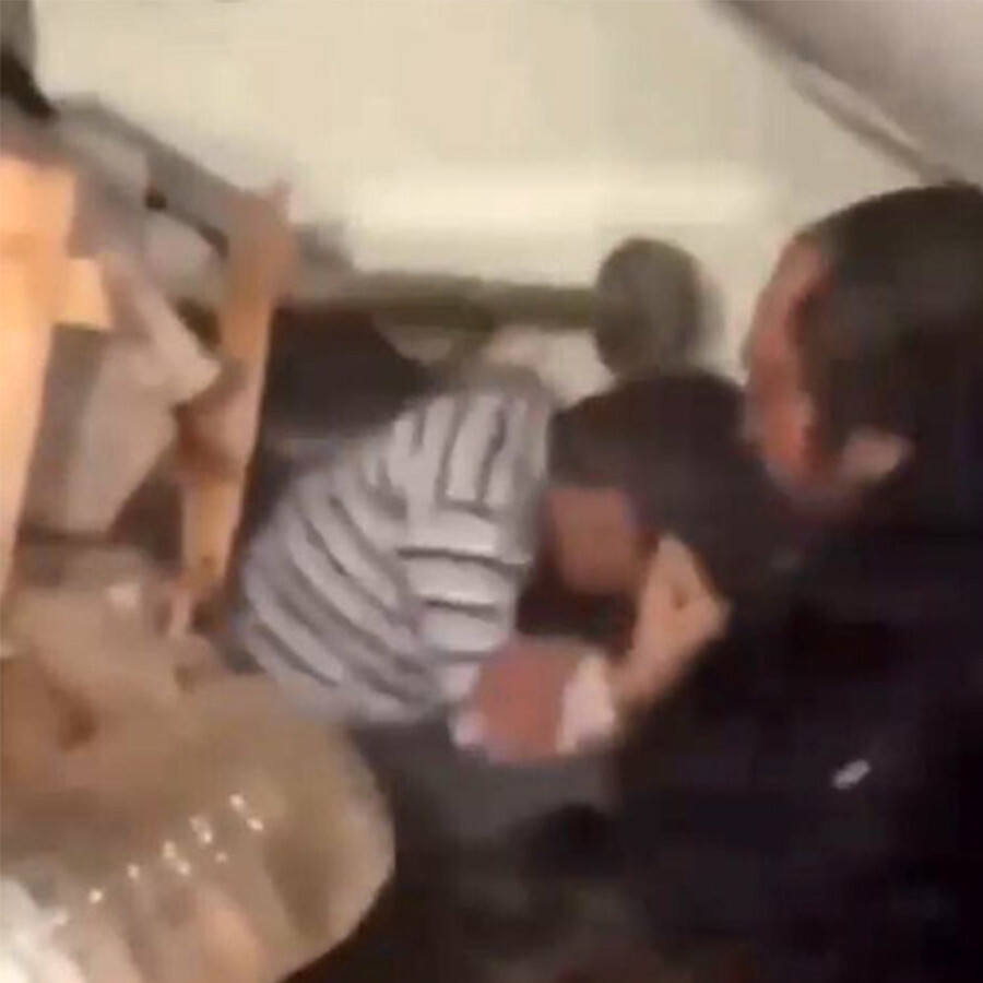Yaşam üçgeninde gözyaşları: Hatay'da enkaz altında kalan bir aile böyle kurtarıldı
