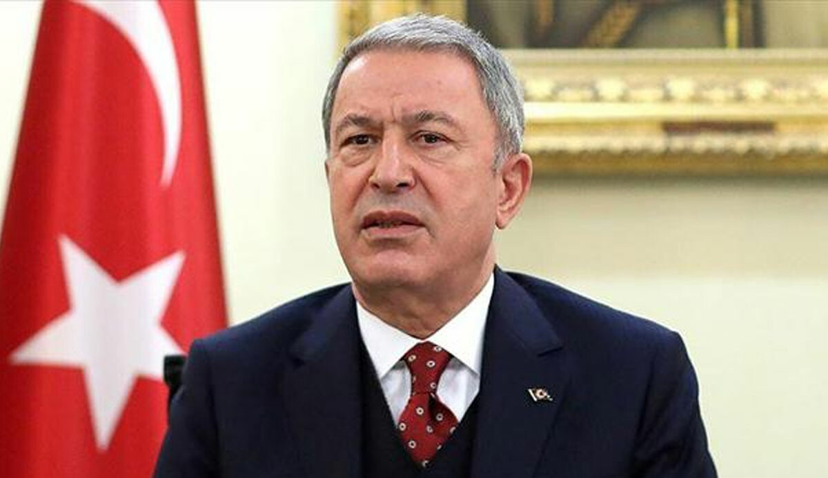 Bakan Akar deprem bölgesinden acı haberi duyurdu: 3 şehit Bakan Akar deprem bölgesinden acı haberi duyurdu: 3 şehit