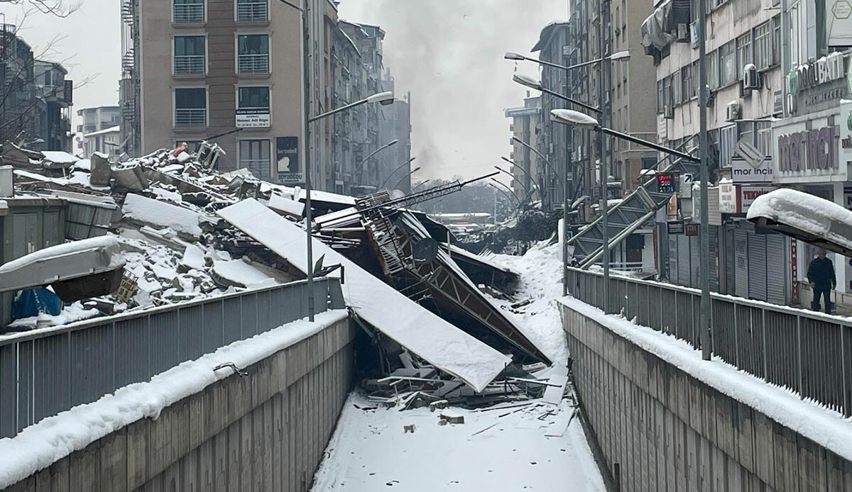 Son dakika... Malatya'da 6 büyüklüğünde yeni deprem Son dakika... Malatya'da 6 büyüklüğünde yeni deprem