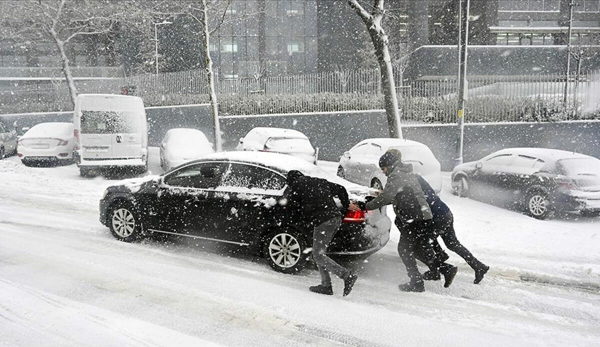 Saat 19.00’dan sonra sakın çıkmayın! İstanbul Valisi Yerlikaya'dan son dakika kar uyarısı Saat 19.00’dan sonra sakın çıkmayın! İstanbul Valisi Yerlikaya'dan son dakika kar uyarısı
