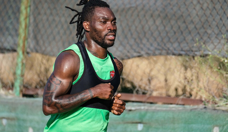 Mehmet Büyükekşi'den Christian Atsu açıklaması...  Mehmet Büyükekşi'den Christian Atsu açıklaması...