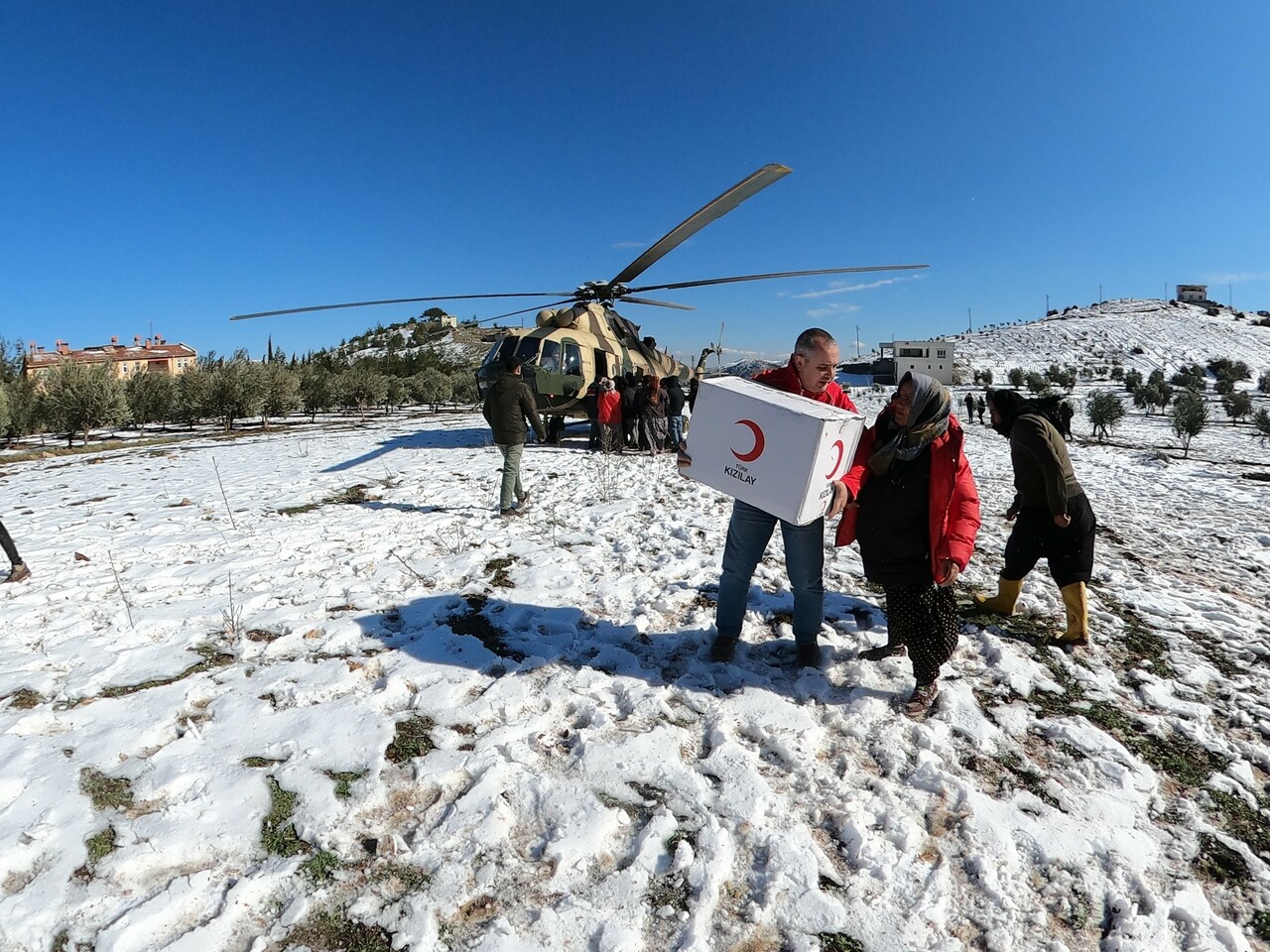 Felaketin 4'üncü günü: Bilanço artıyor, can kaybı 17 bin 674 Felaketin 4'üncü günü: Bilanço artıyor, can kaybı 17 bin 674
