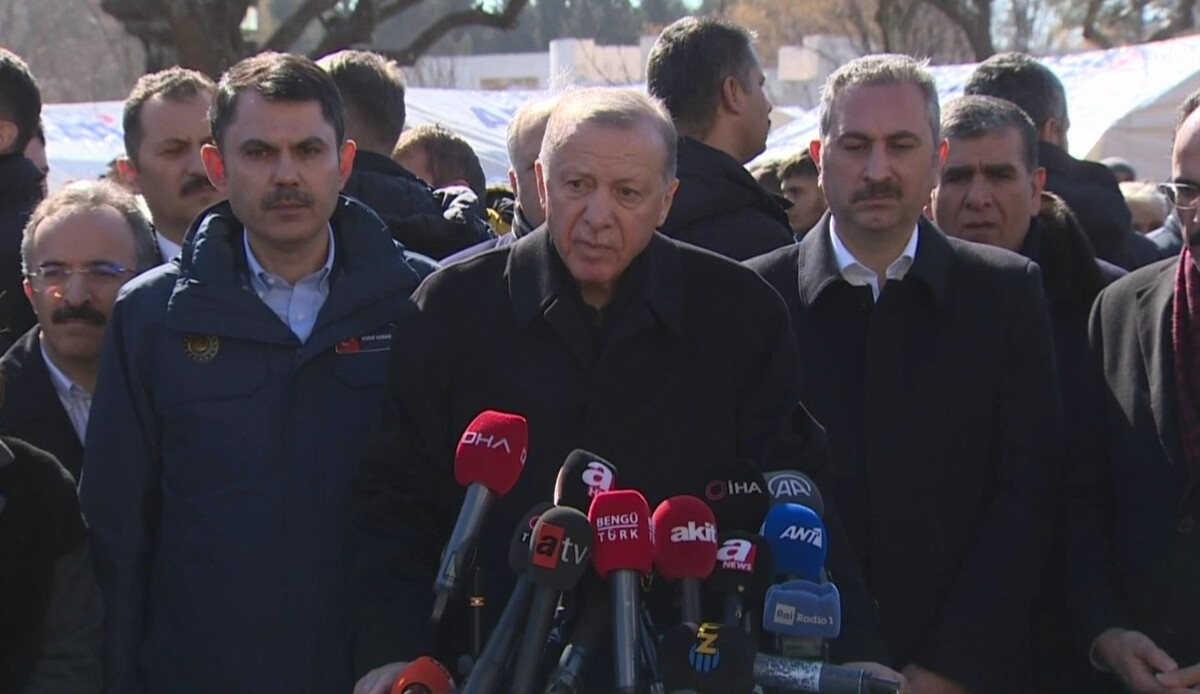Son dakika: Cumhurbaşkanı Erdoğan Gaziantep'te açıkladı: Yağmalama olaylarına OHAL yetkileri ile müdahale edilecek Son dakika: Cumhurbaşkanı Erdoğan Gaziantep'te açıkladı: Yağmalama olaylarına OHAL yetkileri ile müdahale edilecek