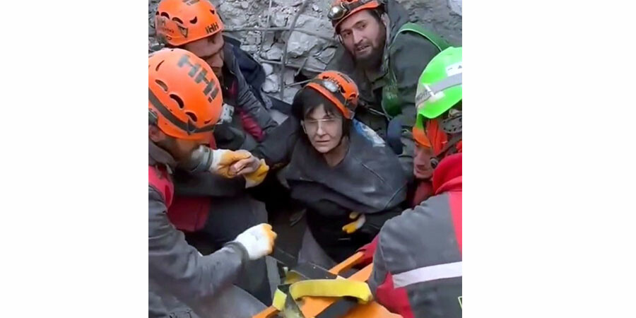 Depremin 103. saati! Umutları canlı tutan gelişme: Hatay’da 6 kişi enkazdan sağ çıkarıldı