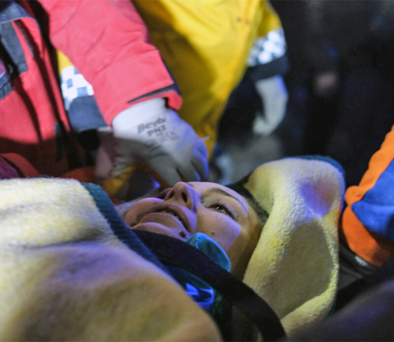 100 saat sonra hayata merhaba! İnanılmaz kurtuluşlar peş peşe geldi