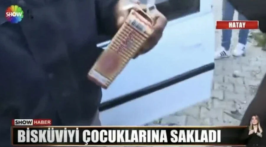Cebindeki bisküvi ile enkazın başında bekliyordu… Türkiye’yi ağlatan baba evladına kavuştu