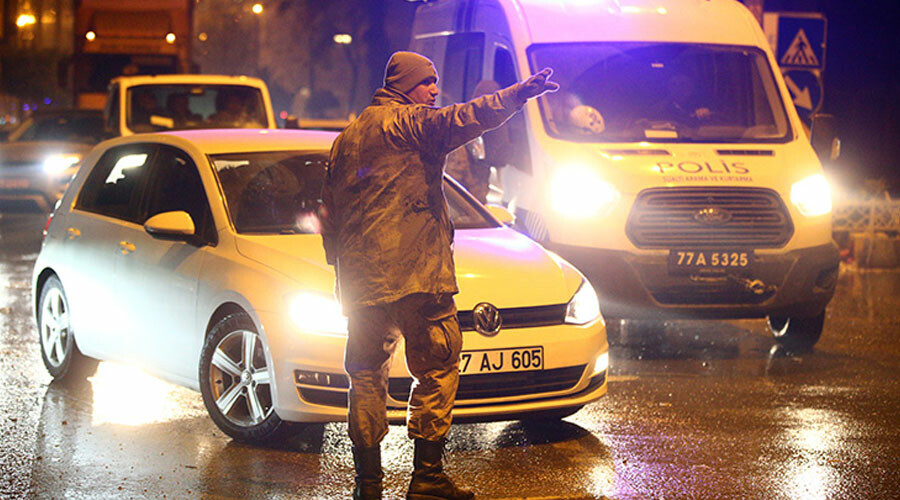 Can da mal da onlara emanet! Mehmetçik deprem bölgesinde, gece gündüz görevde!