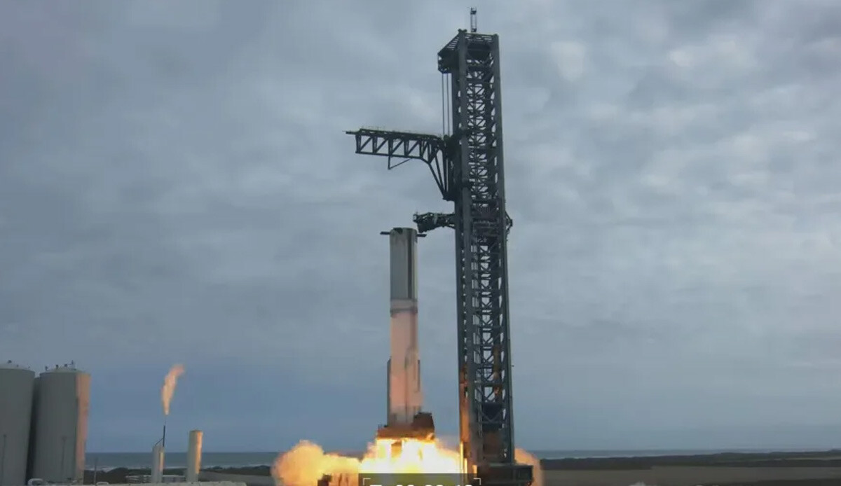 SpaceX en güçlü roketi Starship&#039;i çalıştırdı