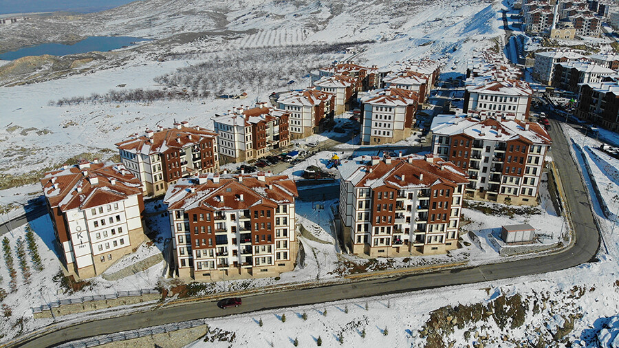 Depremden sonra herkes oraya sığındı! TOKİ konutlarında çatlak bile yok