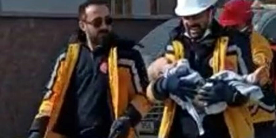 128. saatte güzel haberler peş peşe geldi: Kahramanmaraş'ta baba ile bebeği Hatay’da 13 yaşındaki Arda sağ çıkarıldı 128. saatte güzel haberler peş peşe geldi: Kahramanmaraş'ta baba ile bebeği Hatay’da 13 yaşındaki Arda sağ çıkarıldı