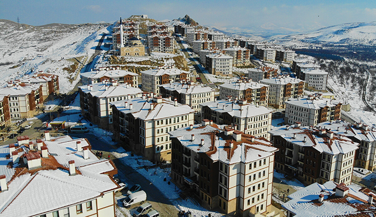 Depremden sonra herkes oraya sığındı! TOKİ konutlarında çatlak bile yok