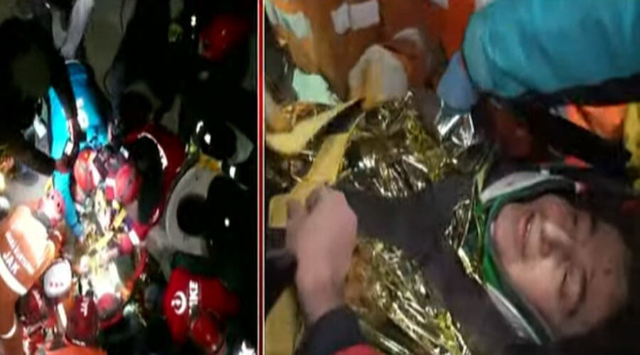 138 saat sonra inanılmaz kurtuluş! Karı-koca enkazdan sağ çıktı: Kendisini kurtaran ekip üyesinin ellerini öptü 138 saat sonra inanılmaz kurtuluş! Karı-koca enkazdan sağ çıktı: Kendisini kurtaran ekip üyesinin ellerini öptü