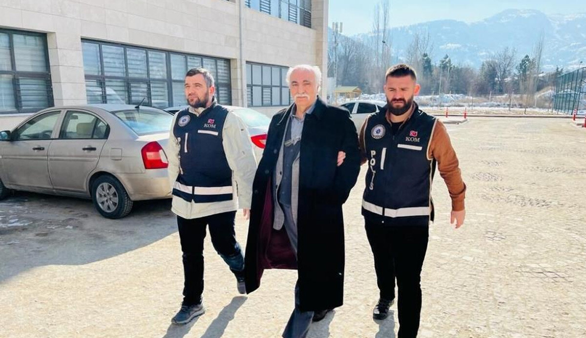 Deprem sonrası kaçan müteahhitler tek tek yakalanıyor: Adıyaman'daki Özkan Apartmanı'nın müteahhidi tutuklandı