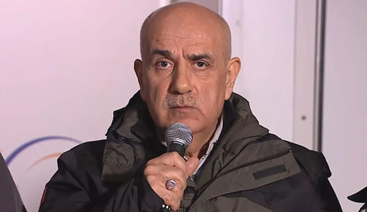 Bakan Kirişci Adana'daki son durumu paylaştı, 'baraj' iddialarına cevap verdi Bakan Kirişci Adana'daki son durumu paylaştı, 'baraj' iddialarına cevap verdi