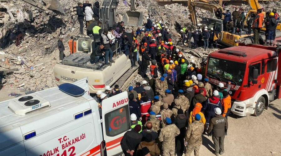 İnanılmaz kurtuluşun adresi Adıyaman: Rukiye 153 saat sonra enkazdan çıkarıldı!