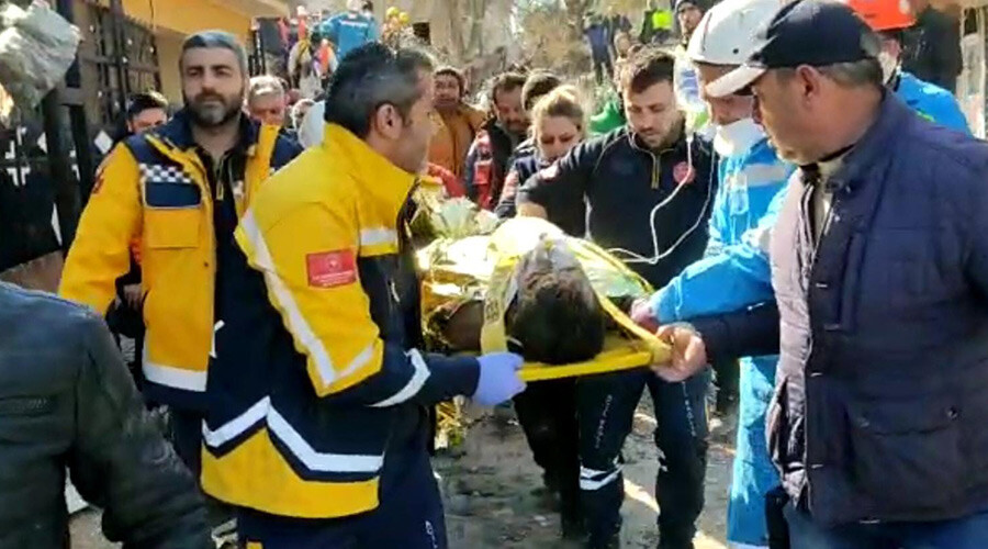 Son dakika deprem haberleri: Türkiye'ye umut oldular! Depremin 8. gününde sevindiren haberler peş peşe geldi Son dakika deprem haberleri: Türkiye'ye umut oldular! Depremin 8. gününde sevindiren haberler peş peşe geldi