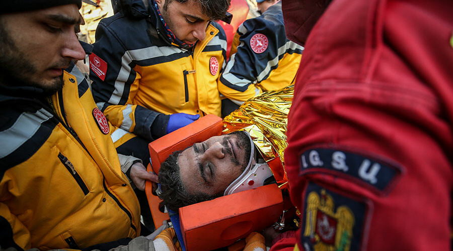 Depremin 7. gününde umut oldu... Mustafa 149 saat sonra enkazdan çıkarıldı! Depremin 7. gününde umut oldu... Mustafa 149 saat sonra enkazdan çıkarıldı!