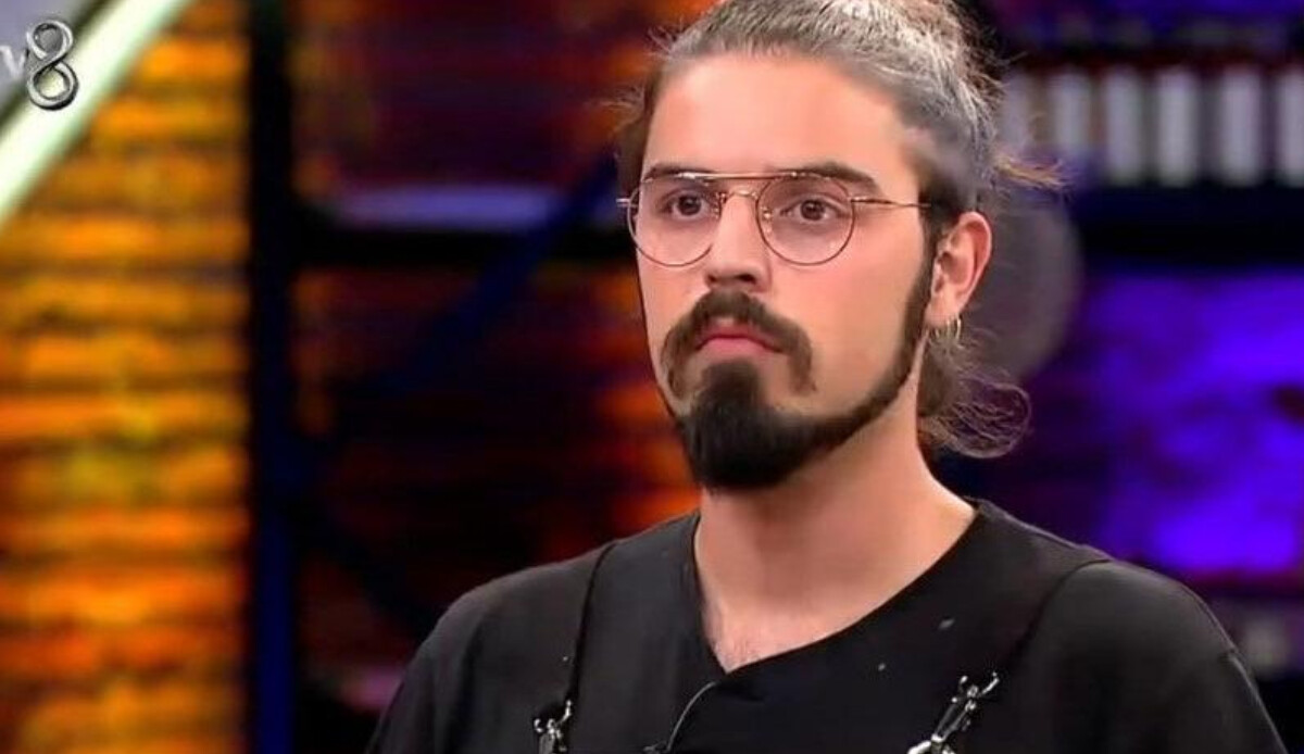 Uğur Kardaş ne dedi, neden tutuklandı? 2018 Masterchef Şampiyonu Uğur Kardaş kimdir, nereli, kaç yaşında? Uğur Kardaş ne dedi, neden tutuklandı? 2018 Masterchef Şampiyonu Uğur Kardaş kimdir, nereli, kaç yaşında?
