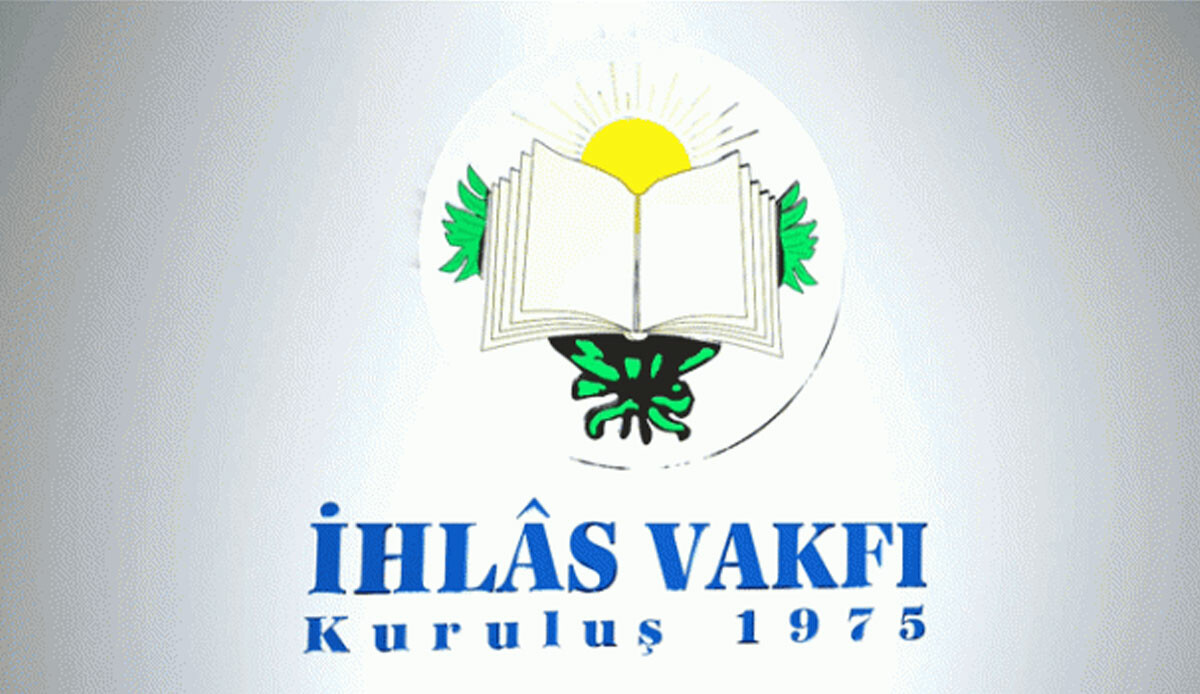 İhlas Vakfı'ndan depremzedelere 3,5 milyon lira nakdi yardım ile ayni yardım İhlas Vakfı'ndan depremzedelere 3,5 milyon lira nakdi yardım ile ayni yardım