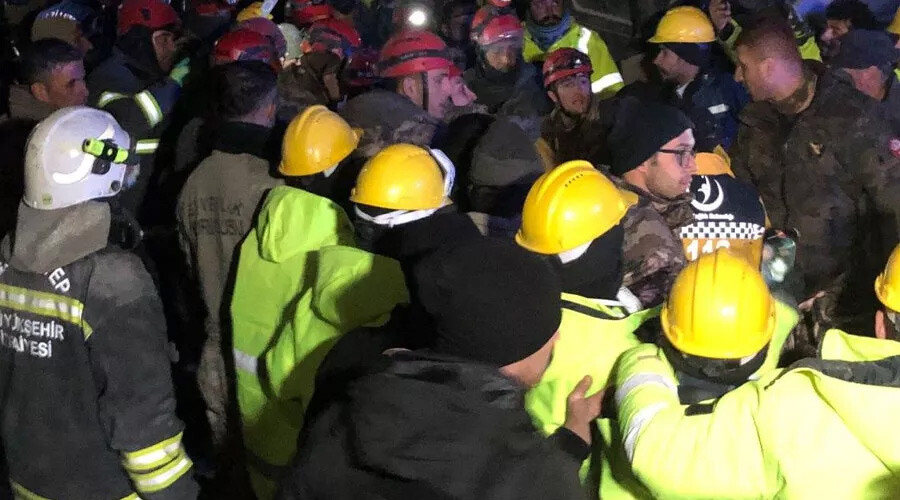Son dakika deprem haberleri: Türkiye'ye umut oldular! Depremin 8. gününde sevindiren haberler peş peşe geldi Son dakika deprem haberleri: Türkiye'ye umut oldular! Depremin 8. gününde sevindiren haberler peş peşe geldi