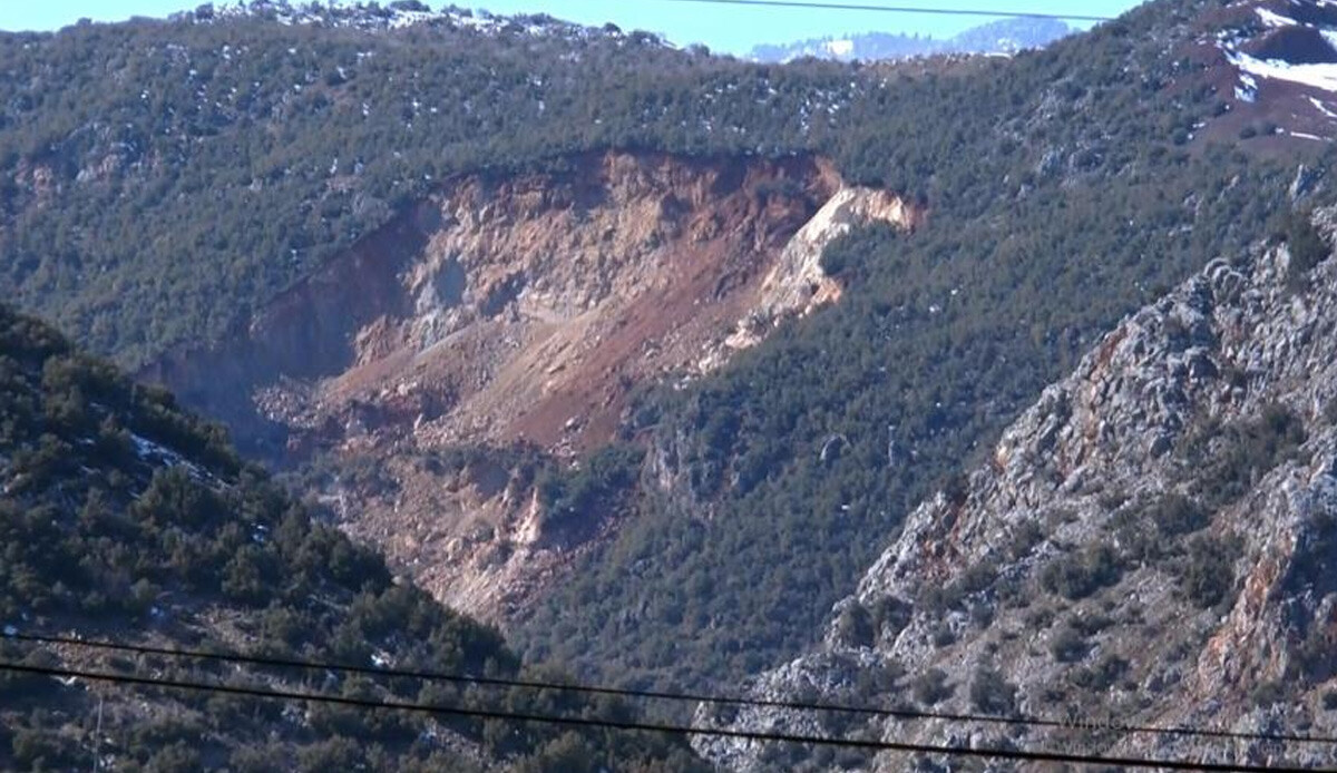7.7. ve 7.6'lik depremler sonrası 2 koca dağ birleşti! Felaketin boyutu bir kez daha gözler önüne serildi
