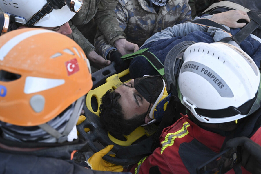 10 ili yıkan depremde 10. gün: Asrın felaketinde can kaybı 35 bini geçti 10 ili yıkan depremde 10. gün: Asrın felaketinde can kaybı 35 bini geçti