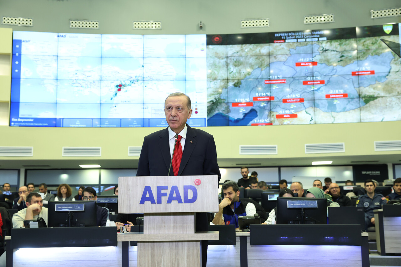 Cumhurbaşkanı Erdoğan: Kaybedecek bir dakikamız bile yok! Derhal inşa çalışmasına geçeceğiz Cumhurbaşkanı Erdoğan: Kaybedecek bir dakikamız bile yok! Derhal inşa çalışmasına geçeceğiz