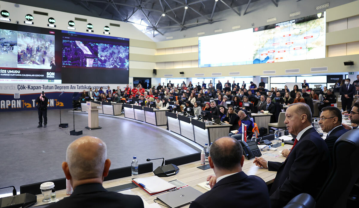 Depremzedelere 100 bin liralık nakdi yardım! Depremzedelere 100 bin liralık nakdi yardım!