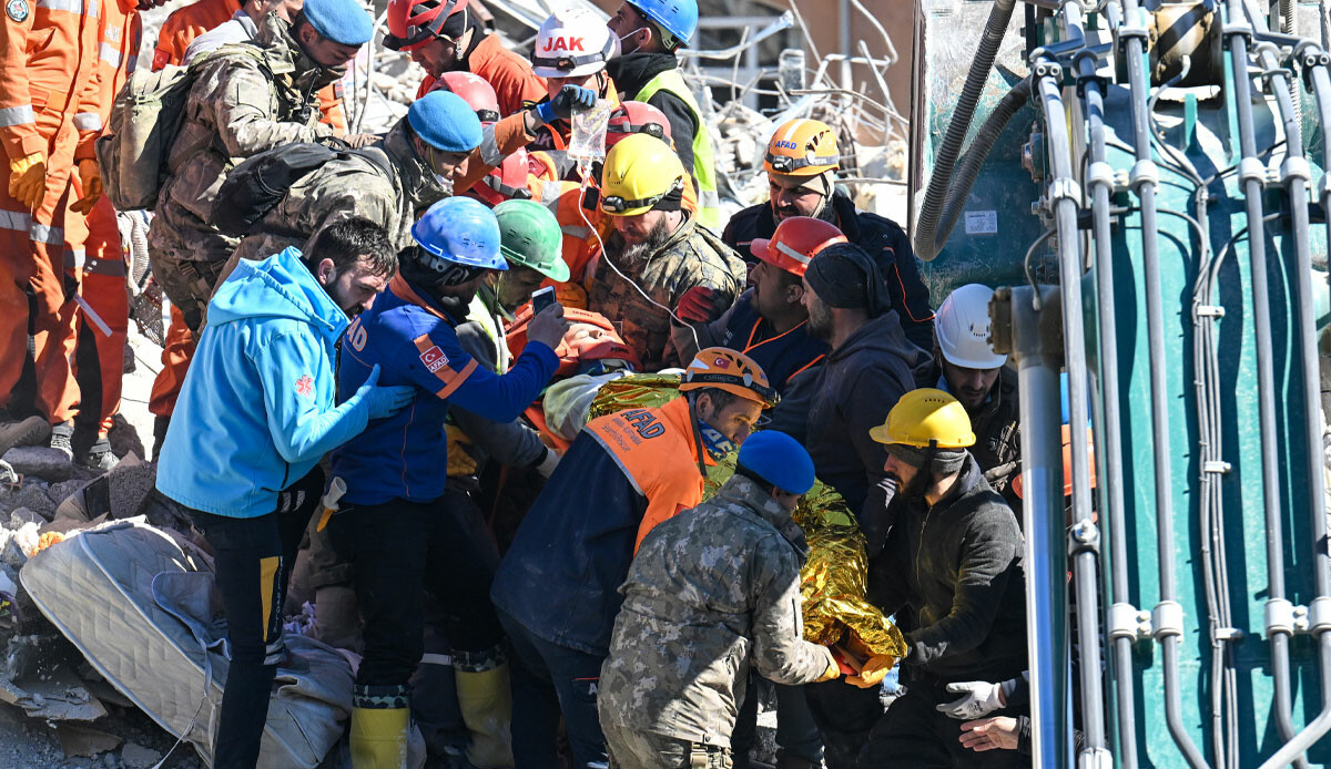 248 saat sonra kurtarılan Aleyna Ölmez&#039;in sağlık durumuna ilişkin açıklama geldi